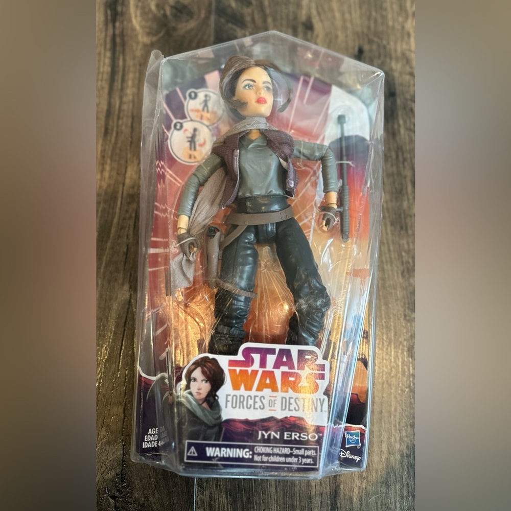 NEW Disney Star Wars Forces of Destiny Jyn Erso Action Figure Doll *Damaged Box